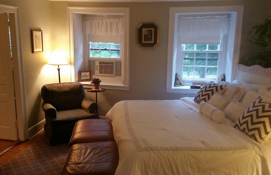 Pineapple Hill Inn Bed & Breakfast-1